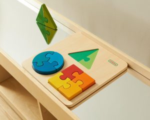 חלקי פאזל עבים ליצירת צורות גיאומטריות